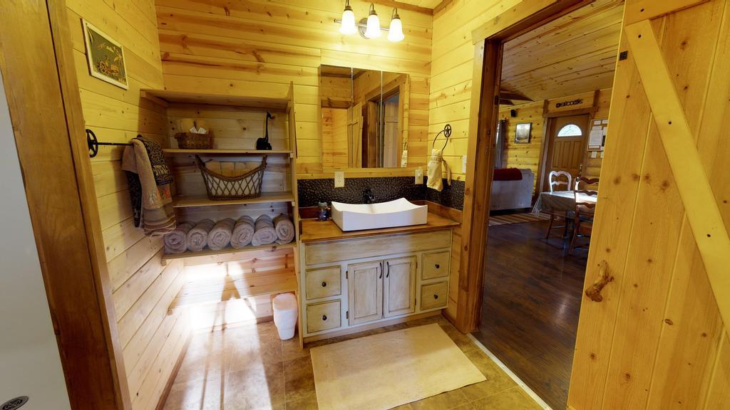 Long View Cabin, Breakfast Deck Overlooking The Canyon! Monticello Exterior foto