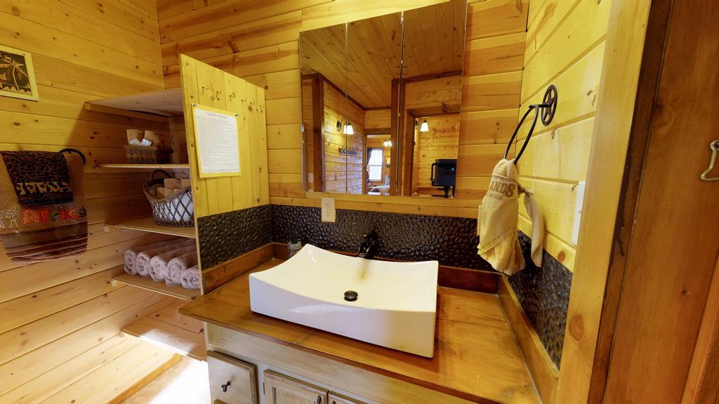 Long View Cabin, Breakfast Deck Overlooking The Canyon! Monticello Exterior foto